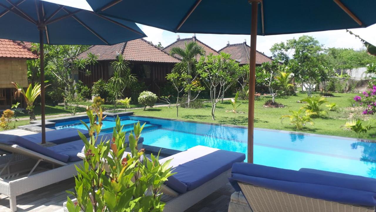 Gatri Hut Hotel Nusa Lembongan  Exterior photo